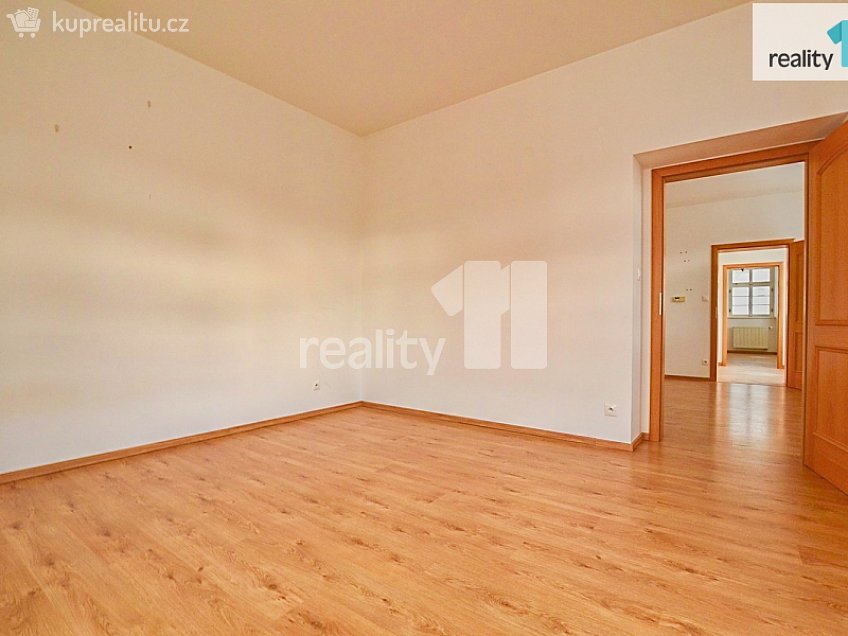 Pronájem bytu 2+1 65 m^2 Barvířská, Liberec 