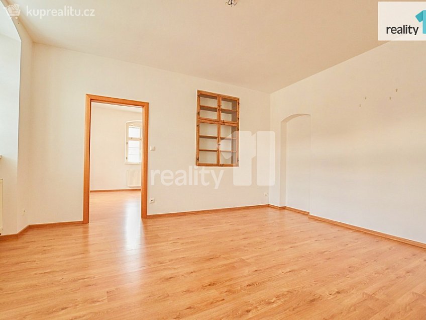 Pronájem bytu 2+1 65 m^2 Barvířská, Liberec 