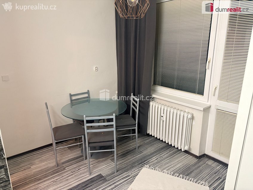 Pronájem bytu 1+1 32 m^2 Zd. Nejedlého, Mikulov 