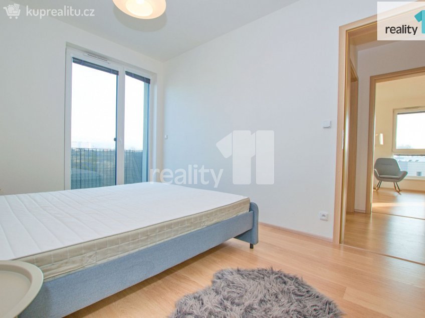 Pronájem bytu 2+kk 57 m^2 Kladenská, Liberec 