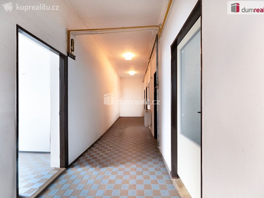 Prodej  skladu 850 m^2 Václavská, Jindřichův Hradec 