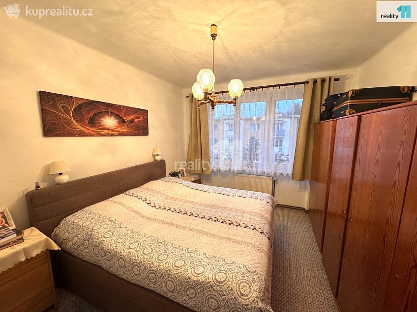 Prodej bytu 3+1 62 m^2 Krásnostudenecká, Děčín 