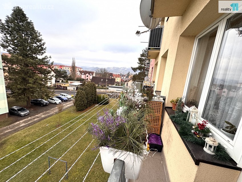 Prodej bytu 3+1 62 m^2 Krásnostudenecká, Děčín 