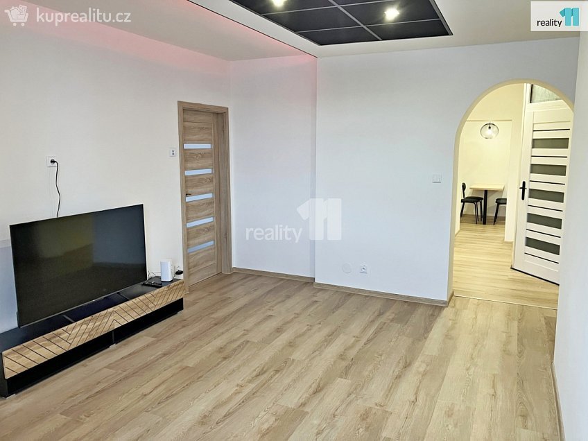 Pronájem bytu 3+1 65 m^2 Lochotínská, Plzeň 