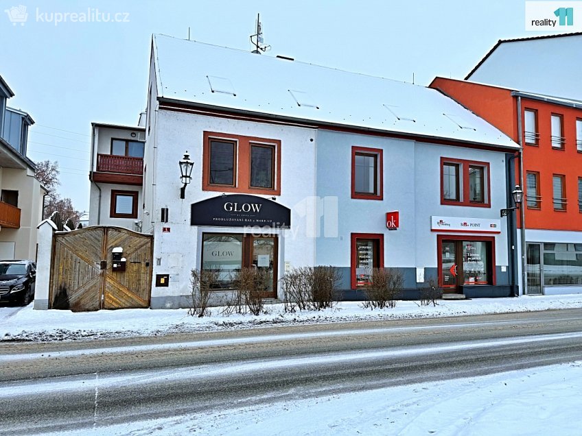 Pronájem bytu 3+1 65 m^2 Lochotínská, Plzeň 