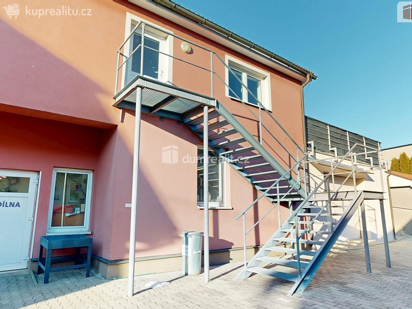 Pronájem bytu 3+kk 122 m^2 Bílovecká, Opava 