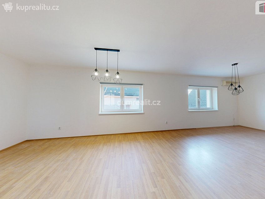 Pronájem bytu 3+kk 122 m^2 Bílovecká, Opava 