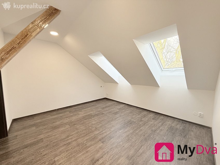 Pronájem bytu 3+kk 105 m^2 Moravské Budějovice, Moravské Budějovice 