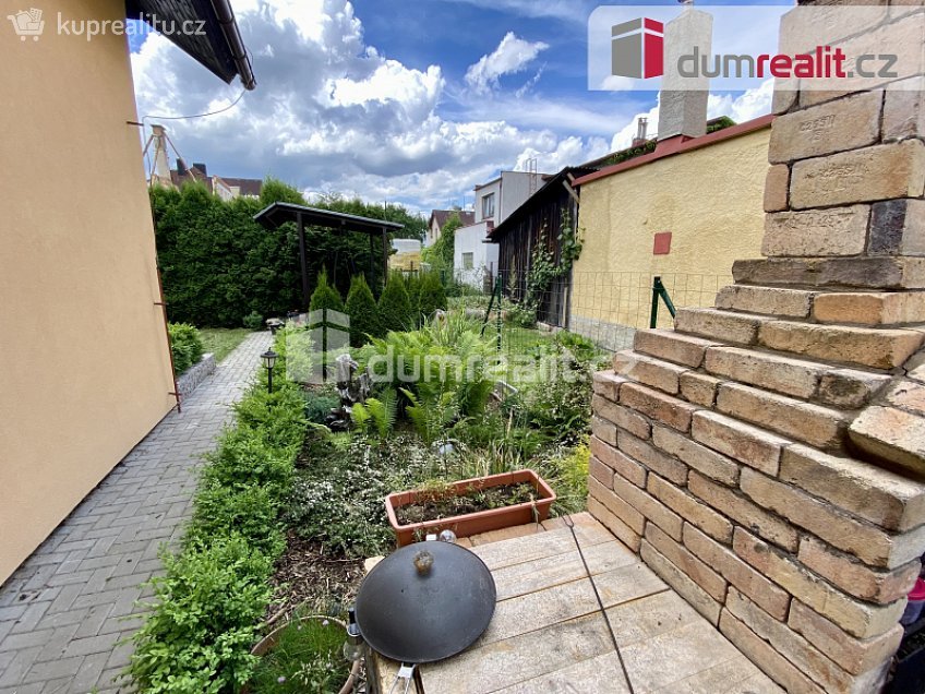 Pronájem bytu 2+kk 40 m^2 třída Vítězství, Mariánské Lázně 