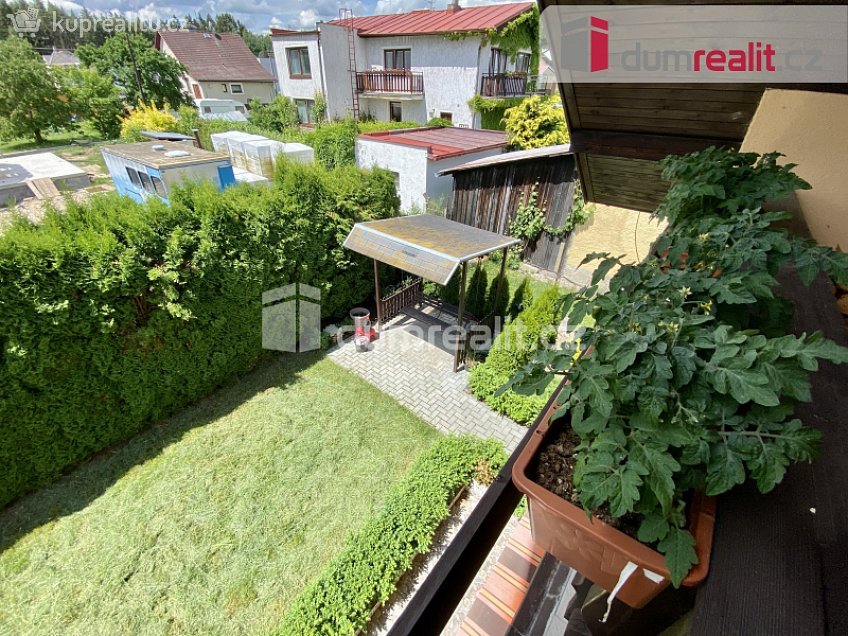 Pronájem bytu 2+kk 40 m^2 třída Vítězství, Mariánské Lázně 