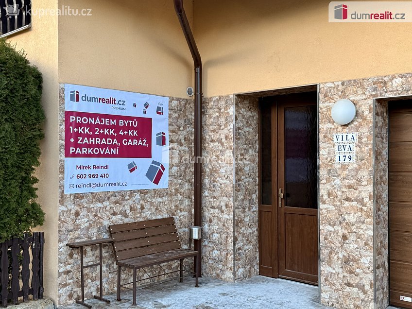 Pronájem bytu 2+kk 40 m^2 třída Vítězství, Mariánské Lázně 