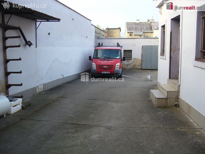 Pronájem  obchodních prostor 70 m^2 Litoměřická, Děčín 