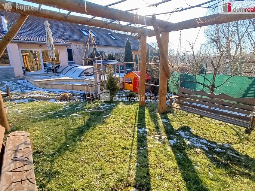 Prodej  rodinného domu 125 m^2 U háječku, Nučice 