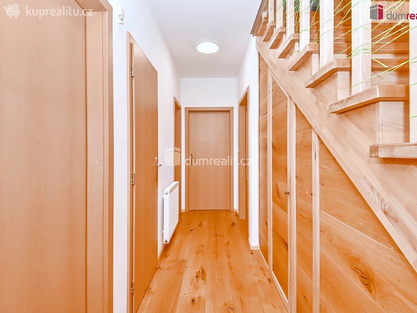 Prodej  rodinného domu 125 m^2 U háječku, Nučice 