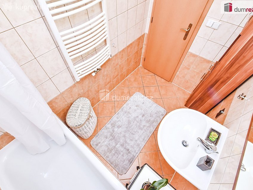 Prodej  rodinného domu 125 m^2 U háječku, Nučice 