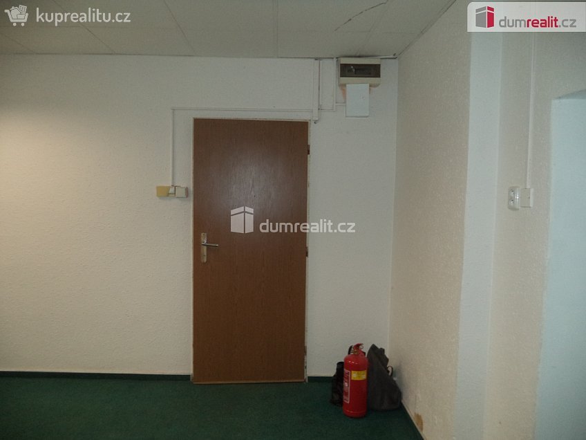 Pronájem  obchodních prostor 48 m^2 Ruská, Ostrava 