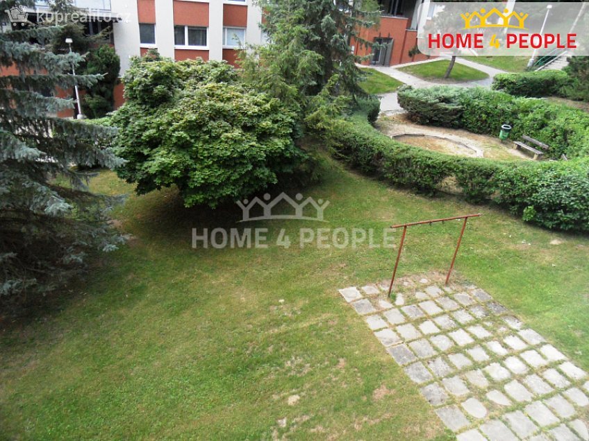 Pronájem bytu 1+1 31 m^2 Zahradníčkova, Praha 5 