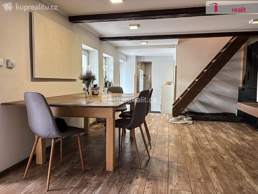 Prodej  rodinného domu 407 m^2 Onomyšl, Onomyšl 