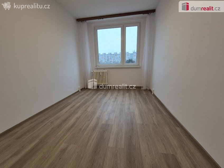 Pronájem bytu 2+kk 44 m^2 Archeologická, Praha 13 