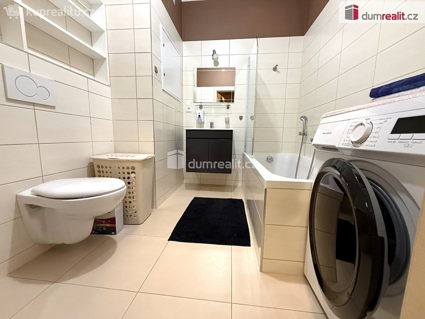 Prodej bytu 2+kk 54 m^2 Zahrádky, Uherské Hradiště 