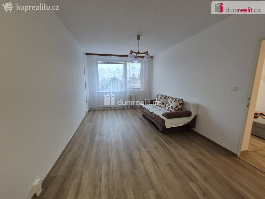 Pronájem bytu 2+kk 44 m^2 Archeologická, Praha 13 