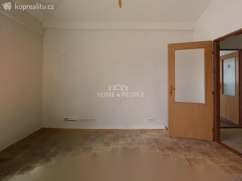 Pronájem  výrobních prostor 985 m^2 Žerotínovo nábřeží, Židlochovice 