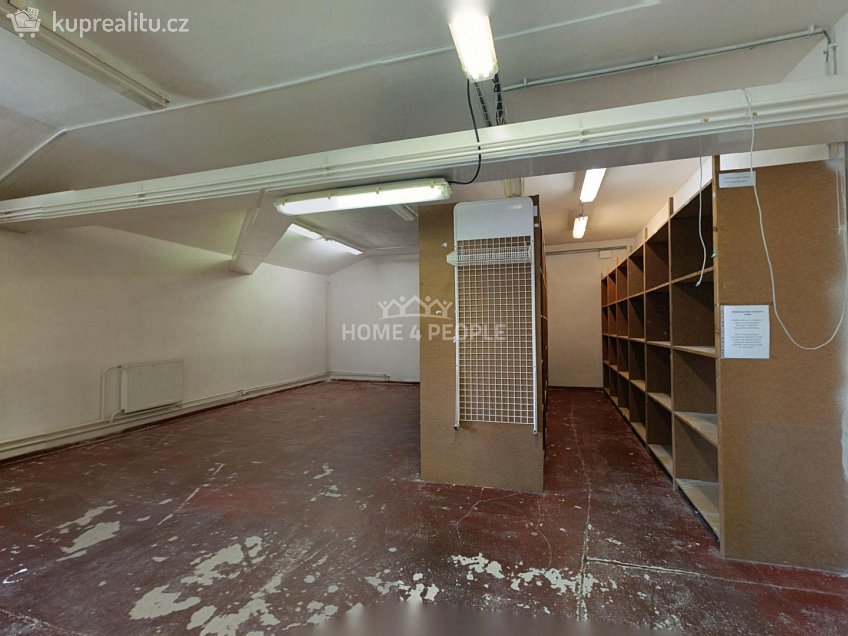 Pronájem  výrobních prostor 985 m^2 Žerotínovo nábřeží, Židlochovice 