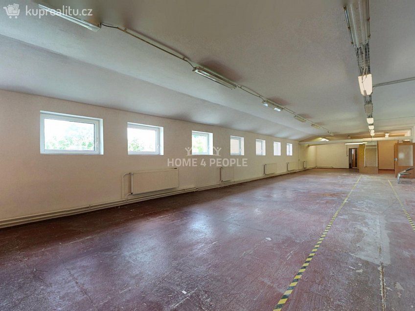 Pronájem  výrobních prostor 985 m^2 Žerotínovo nábřeží, Židlochovice 