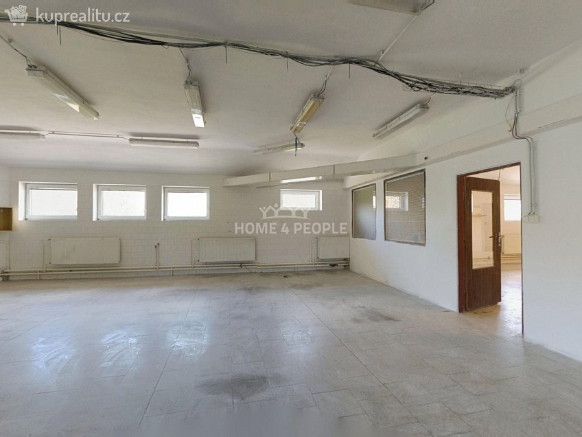 Pronájem  výrobních prostor 985 m^2 Žerotínovo nábřeží, Židlochovice 