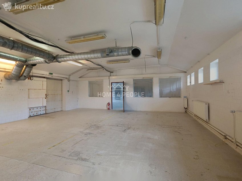 Pronájem  výrobních prostor 985 m^2 Žerotínovo nábřeží, Židlochovice 