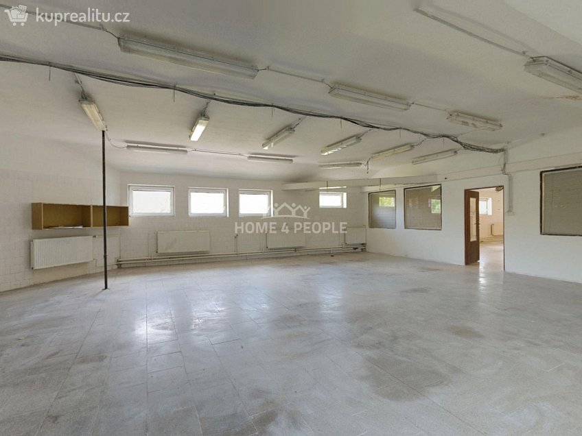 Pronájem  výrobních prostor 985 m^2 Žerotínovo nábřeží, Židlochovice 