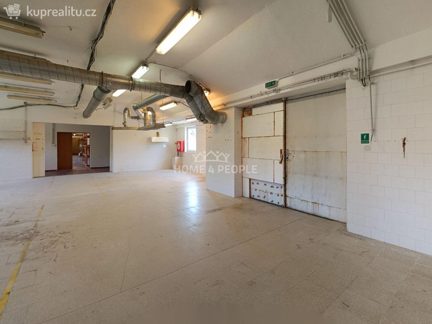 Pronájem  výrobních prostor 985 m^2 Žerotínovo nábřeží, Židlochovice 