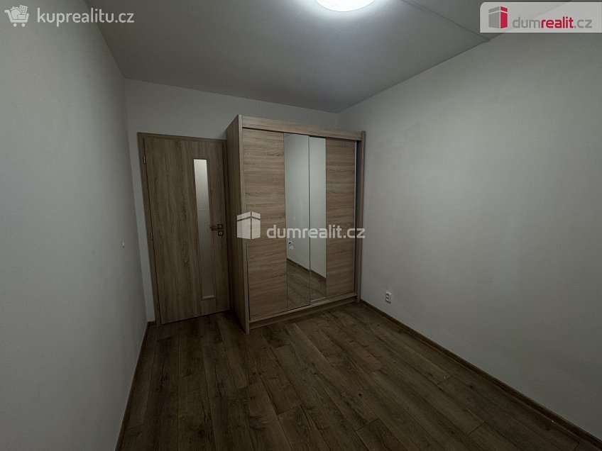 Pronájem bytu 2+kk 50 m^2 Štechova, Kladno 