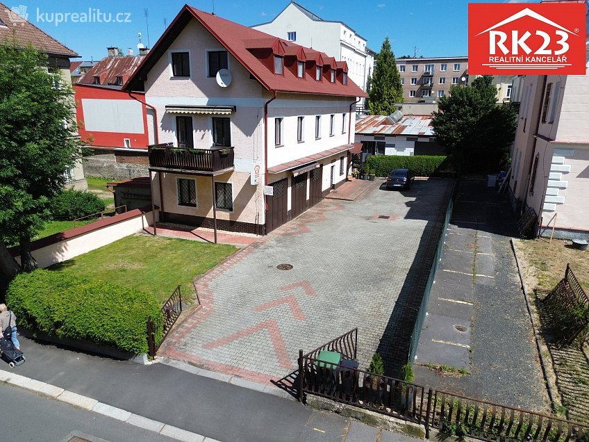 Prodej  rodinného domu 941 m^2 Hlavní třída 613, Mariánské Lázně 