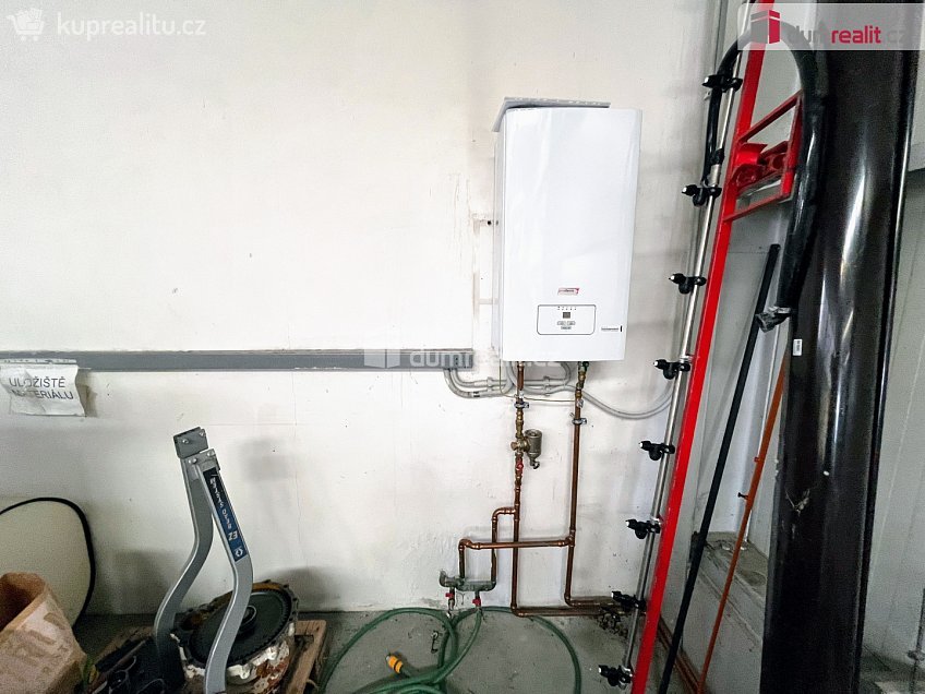 Pronájem  výrobních prostor 822 m^2 Jaktáře, Uherské Hradiště 