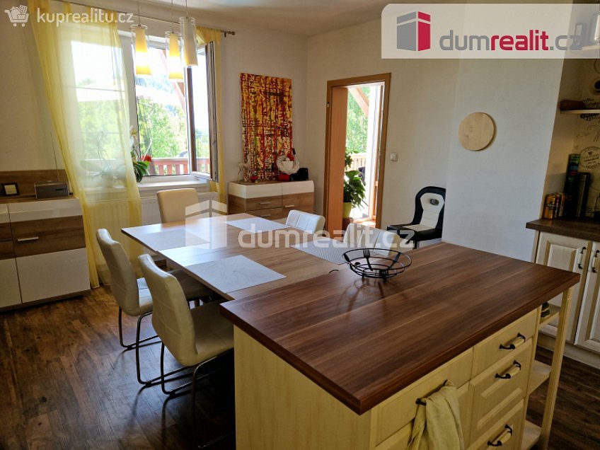 Prodej  rodinného domu 334 m^2 Zlatá Koruna, Zlatá Koruna 