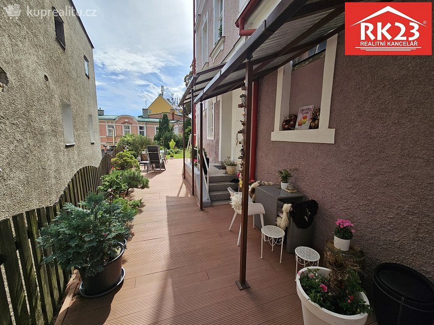 Prodej bytu 2+kk 65 m^2 Ruská 383, Mariánské Lázně 