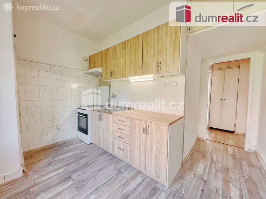 Pronájem bytu 3+1 73 m^2 Dukelských hrdinů, Ústí nad Labem 