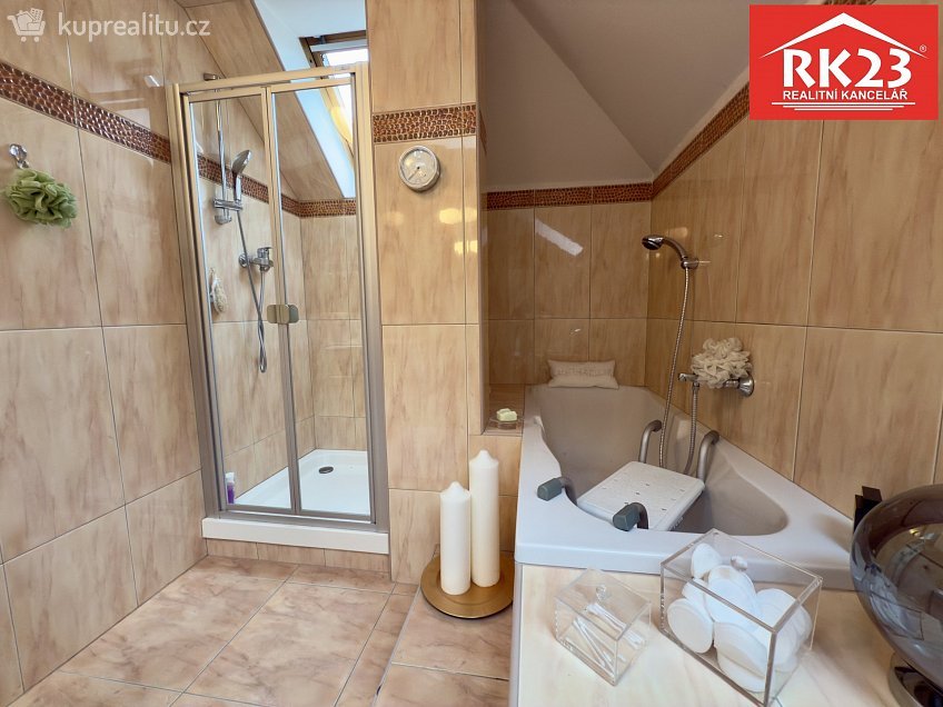 Prodej bytu 3+kk 94 m^2 Třebízského 210, Mariánské Lázně 