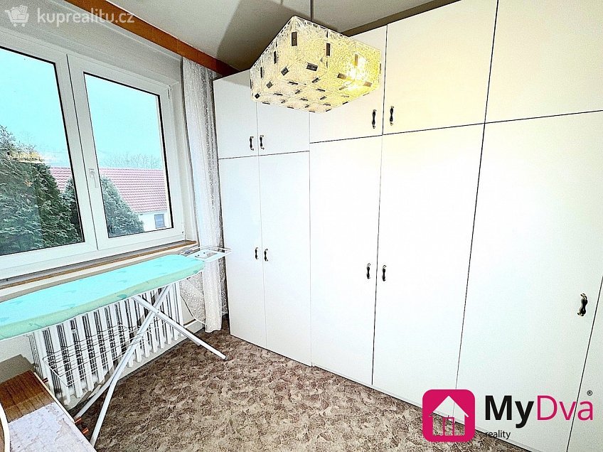 Pronájem  rodinného domu 280 m^2 Znojemská, Nový Šaldorf-Sedlešovice 