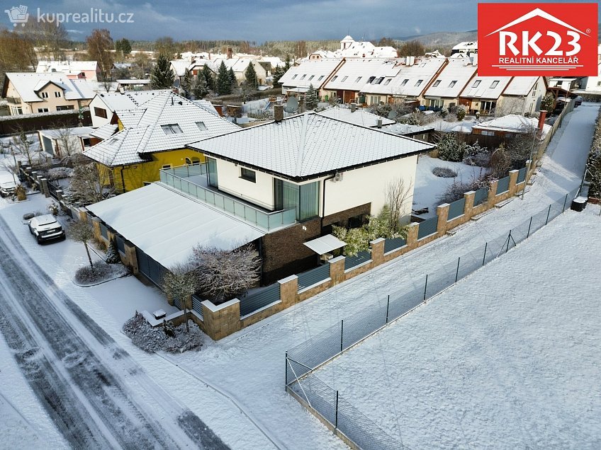 Prodej  rodinného domu 187 m^2 Ke Knížáku 487, Velká Hleďsebe 