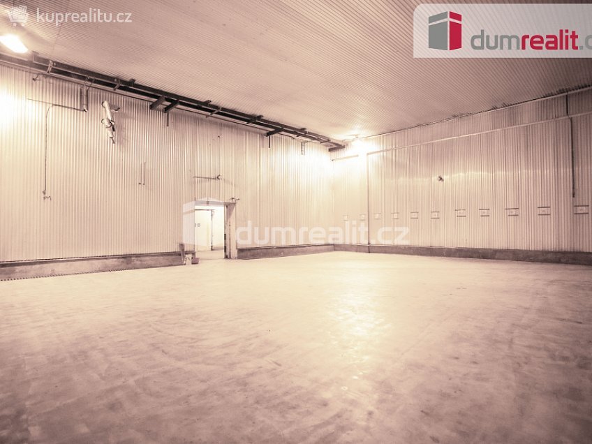 Pronájem  skladu 1582 m^2 Netolická, Lhenice 
