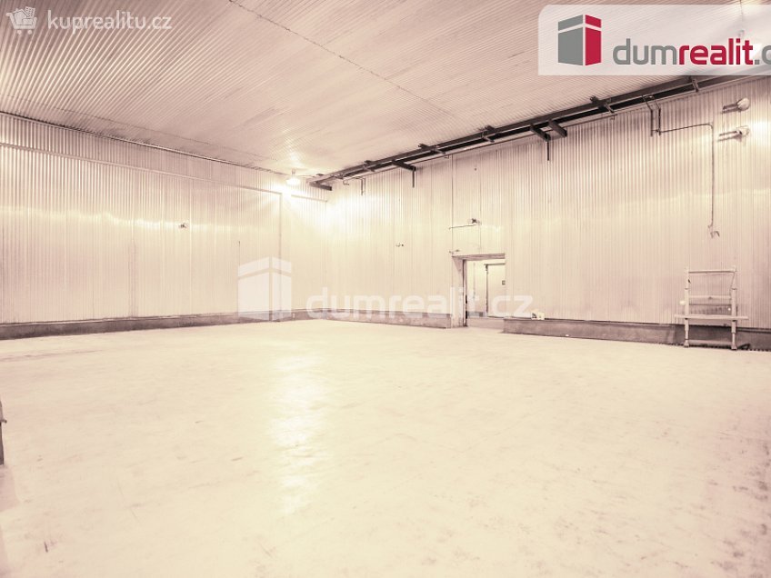 Pronájem  skladu 1582 m^2 Netolická, Lhenice 