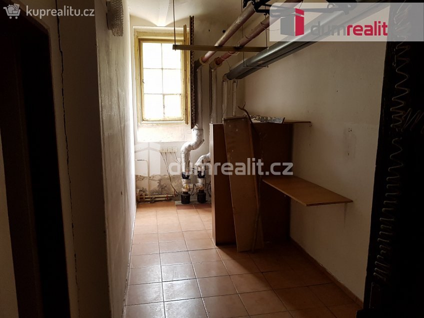 Pronájem  komerční reality 220 m^2 U Tří lvů, České Budějovice 