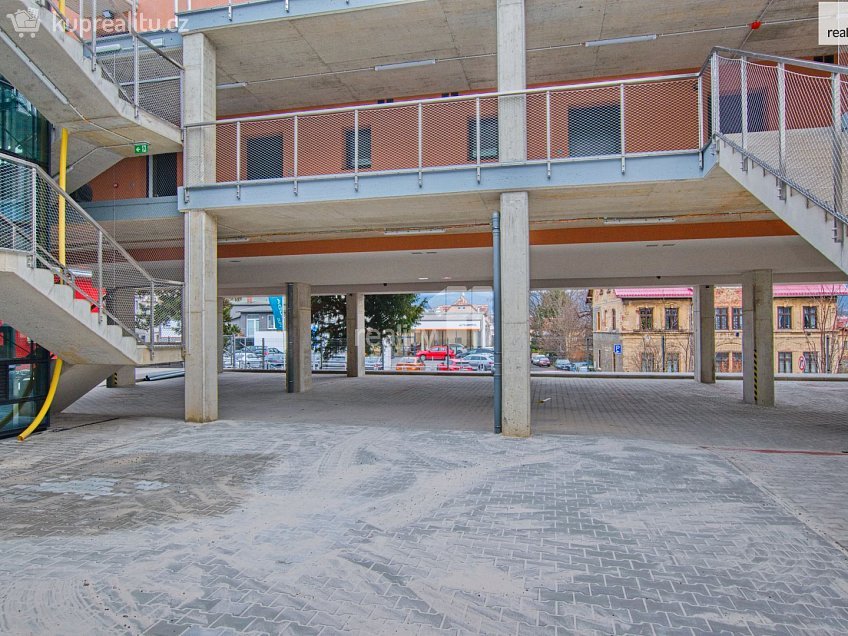 Pronájem bytu 2+kk 57 m^2 Londýnská, Liberec 