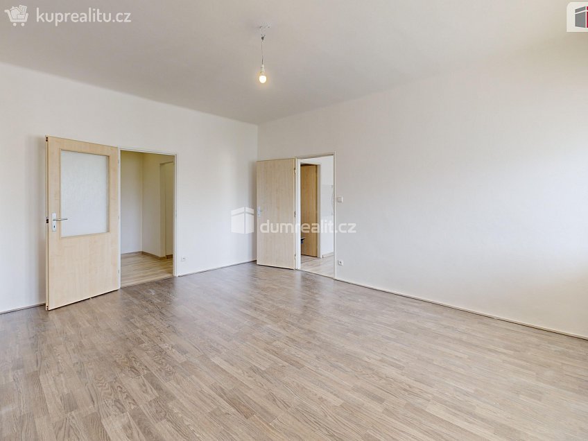 Pronájem bytu 2+1 76 m^2 Dolní náměstí, Opava 