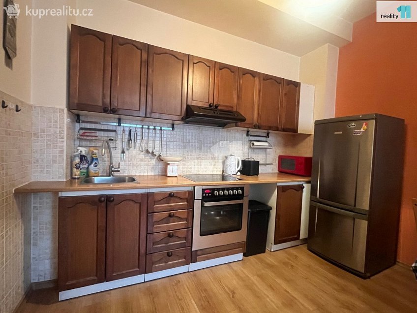 Prodej bytu 2+kk 40 m^2 Slepá, Milovice 