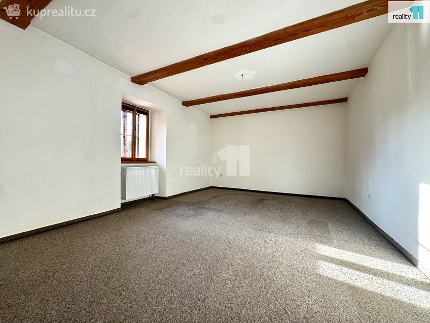 Pronájem  výrobních prostor 1027 m^2 Pražská, Dobrovíz 