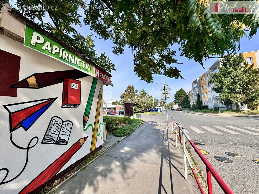 Prodej  obchodních prostor 17 m^2 Chodovická, Praha 20 