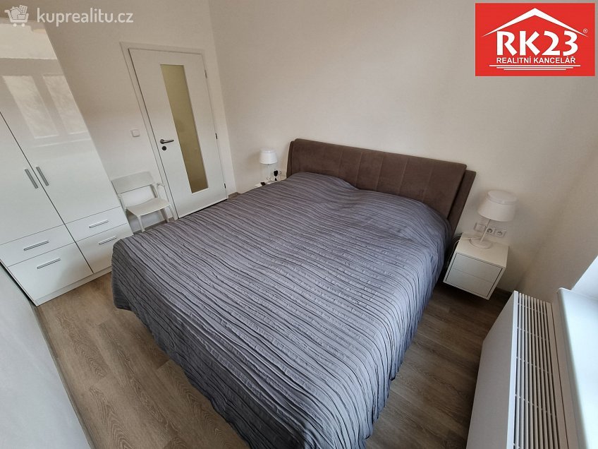 Pronájem bytu 2+kk 45 m^2 Hlavní třída 681, Mariánské Lázně 